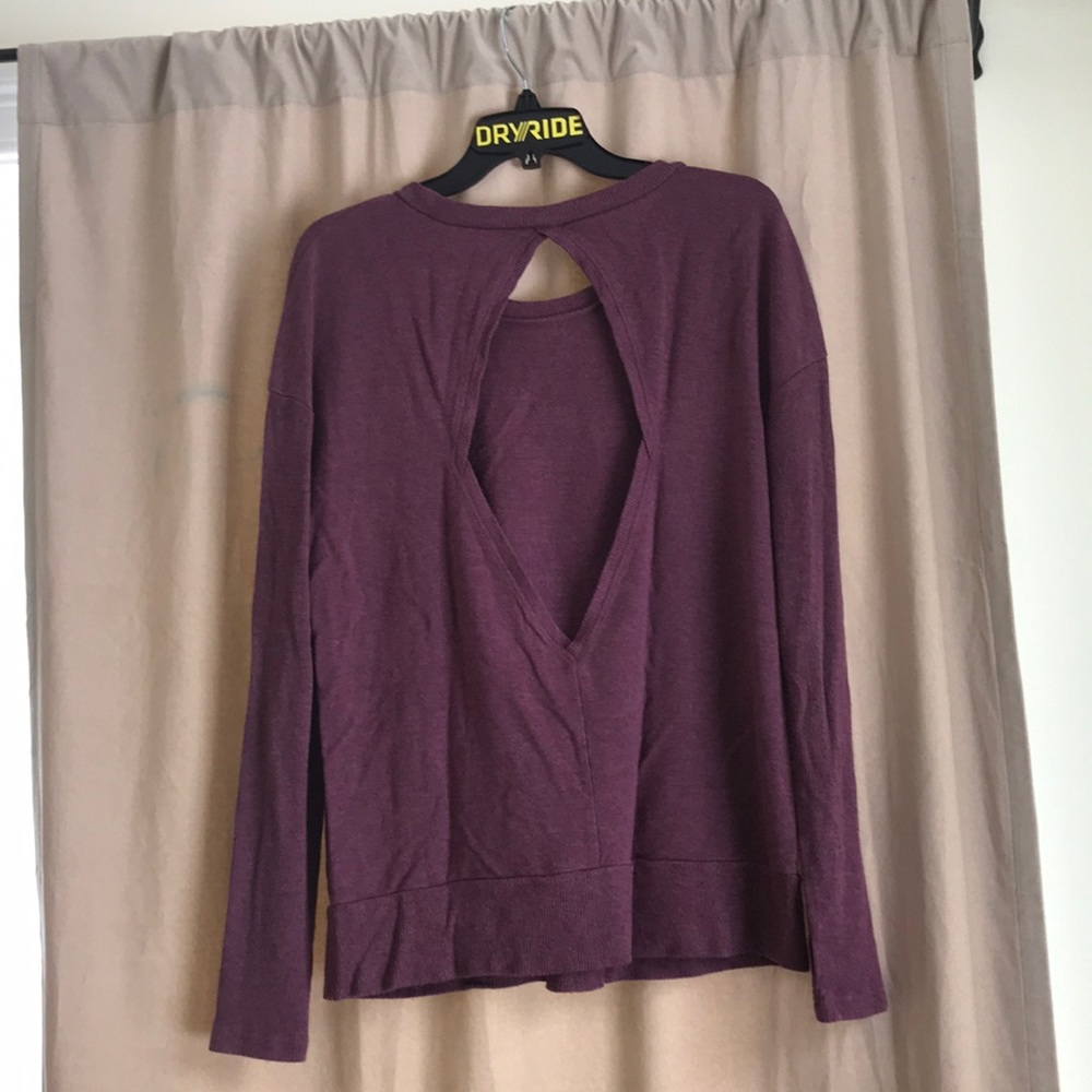 Alo Activewear Long-sleeves top in maroon